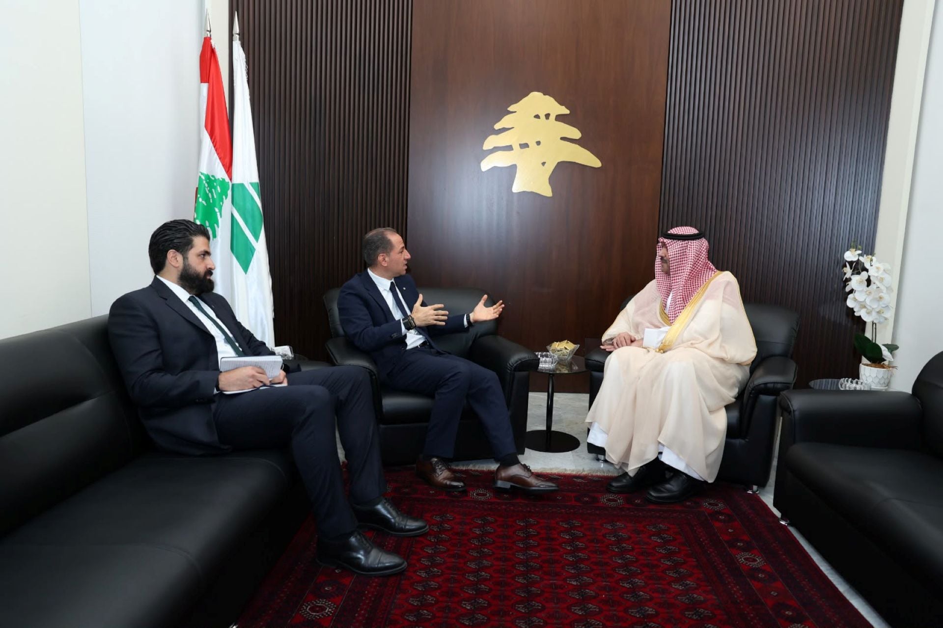 رئيس الكتائب يستقبل السفير السعودي الجديد: نثمّن دور المملكة في دعم لبنان